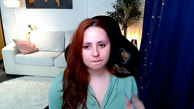 Hennessy_bunny webcam