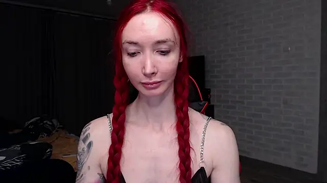 Roxy_Silver webcam