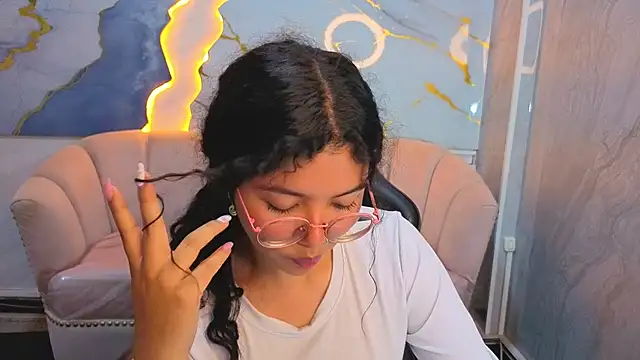 victoria_castillo_b webcam