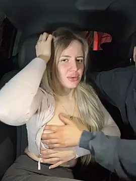 Holly-Glamour live sex cam