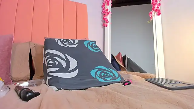 rose_thompson19 webcam