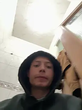 santiObrero's live cam