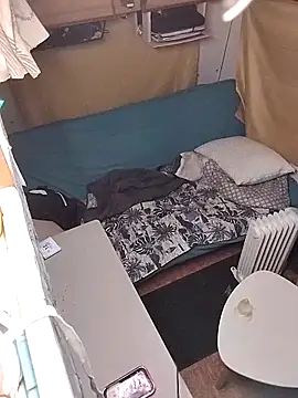 clara22aedx (Ask my age) - 10 grosse fessée