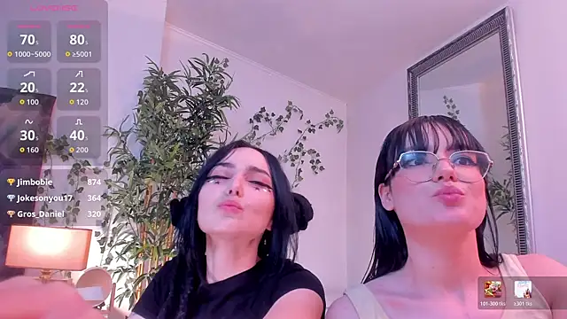 mira0_0 - Mira0_0's free webcam - UK Sex Cams