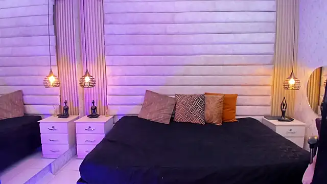 VictoriaaBlair webcam