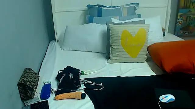 Brunettedevon33 webcam