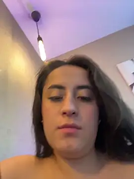 Antonella_Julieta webcam