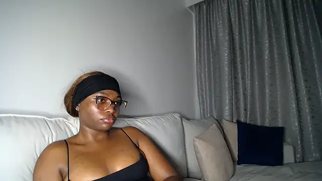 Pretty_Liya08 webcam