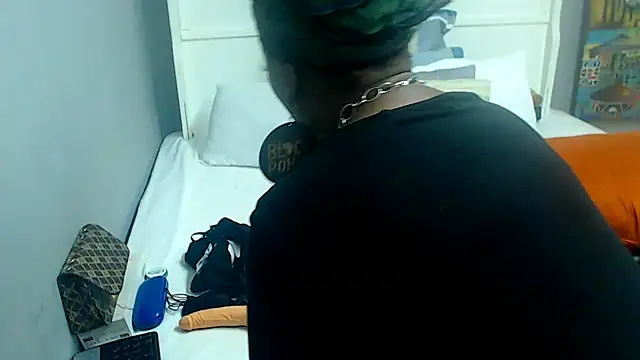 Brunettedevon33 webcam