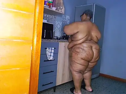 fatafricanqueen webcam