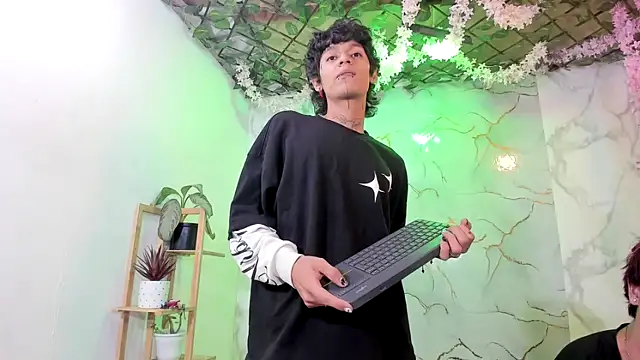 Bastian_boyshot77 webcam