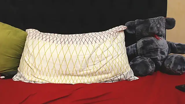 SexyPureFire001 webcam