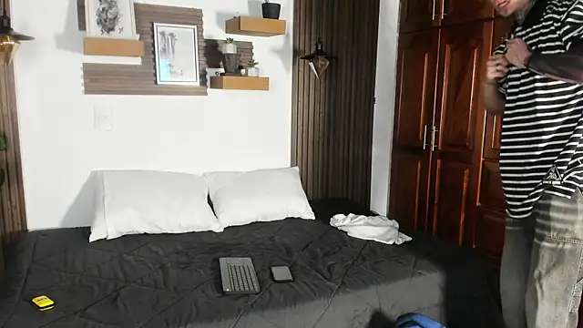 acxel_prescot webcam