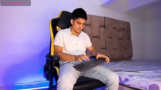 Christopher_Harris_ webcam