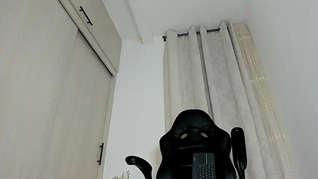 Biscuit_oliva webcam