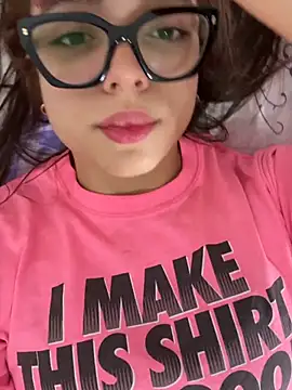 hottiee_melannie webcam