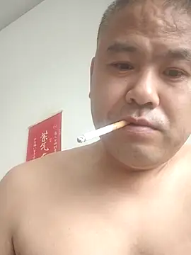 wanggang880903's live cam