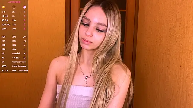 YawingSanguine webcam