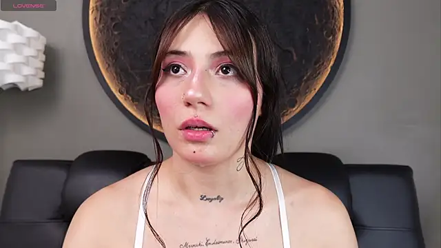 miss_sharlotte18 webcam