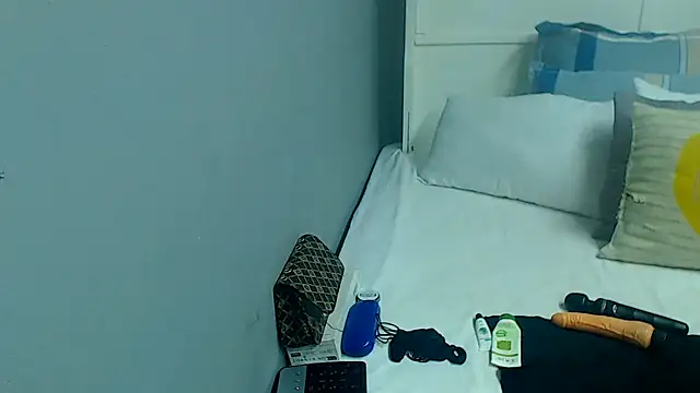 Brunettedevon33 webcam