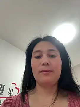 美女buusoom在线直播