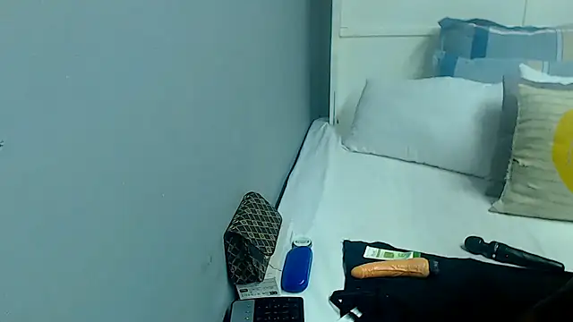 Brunettedevon33 webcam