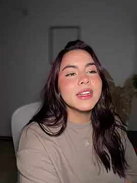 Zarahs_Blare1 webcam