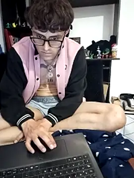 AoA-BoyStudent webcam