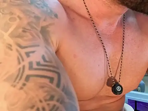 OwenMaximus814 webcam