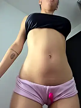 Webcam Model (alaia_princess)  is live.Free join now!