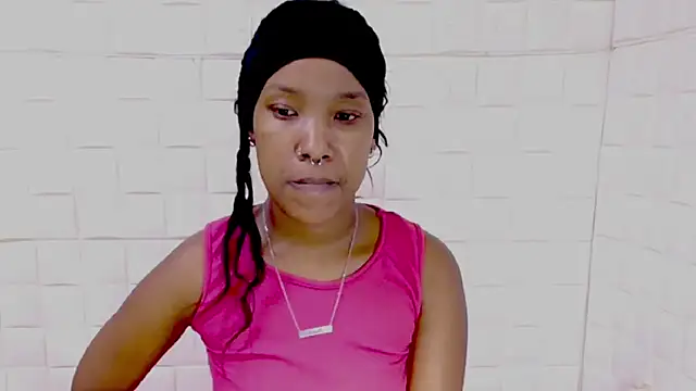 EroticSexyPrada webcam