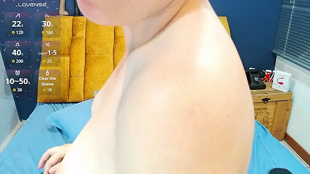 KendraaSimons webcam