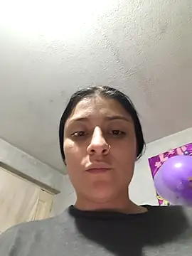 Scarlet_Passion webcam