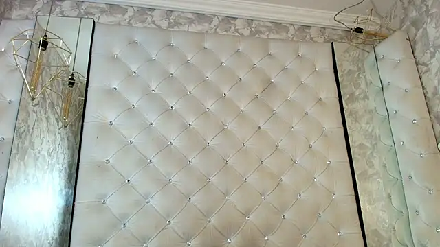 CrystalBrooke3x webcam