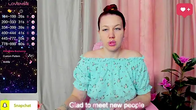 lilllymoon - LilllyMoon's free webcam - UK Sex Cams