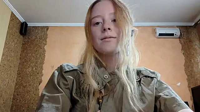 katevibe_01 - KateVibe_01's free webcam - UK Sex Cams