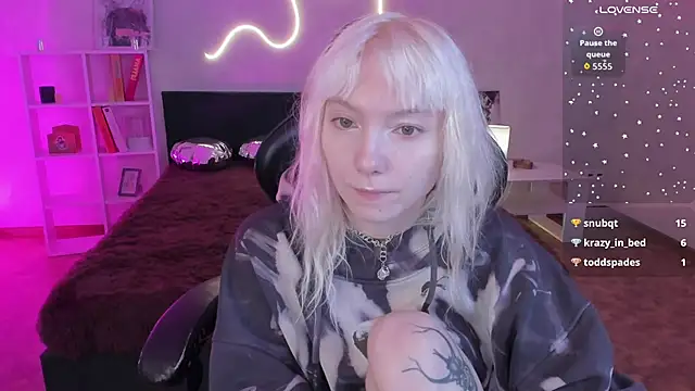 tattoo_art_baby webcam