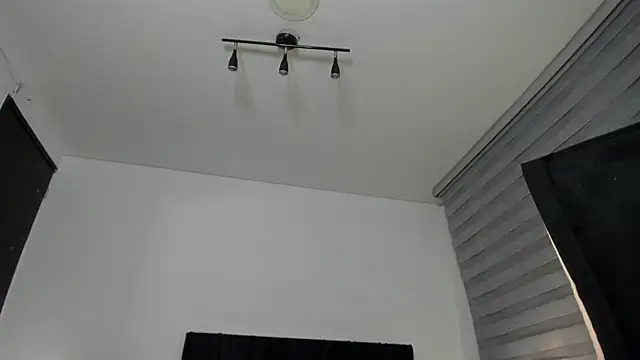 melanie_roux__ webcam