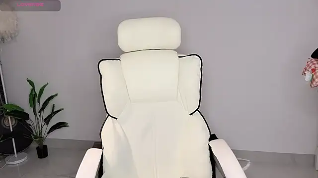 美女Yukiy8877在线直播