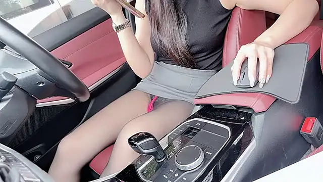 美女newwell在线直播