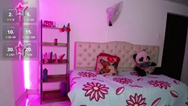 thalia_mills19 webcam