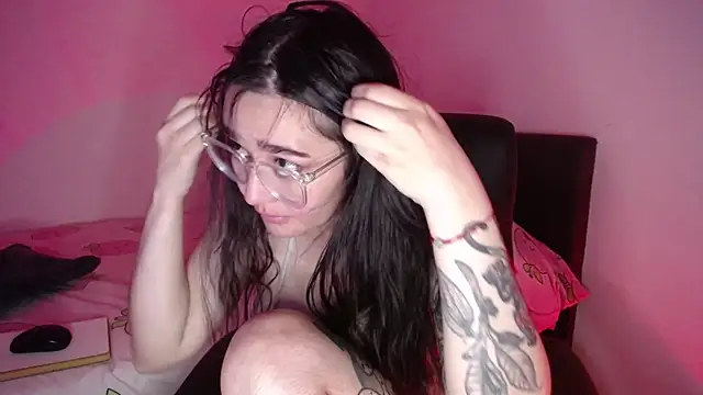 NewAgatha_Bolton webcam