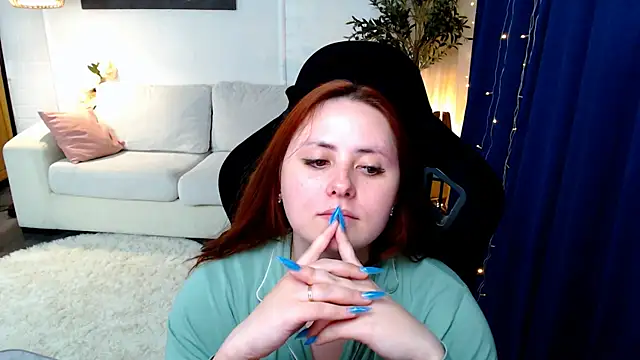 Hennessy_bunny webcam