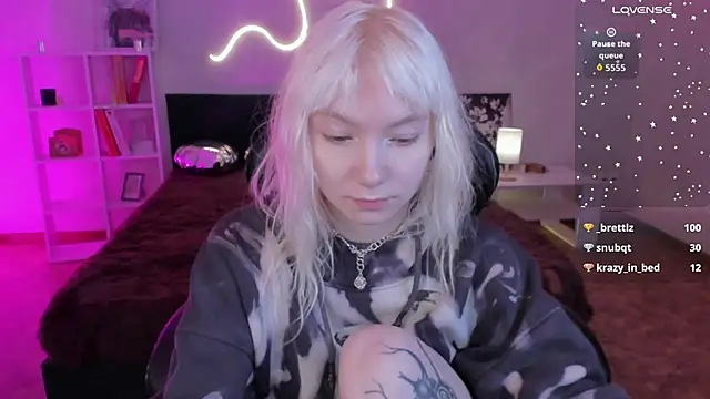 tattoo_art_baby webcam