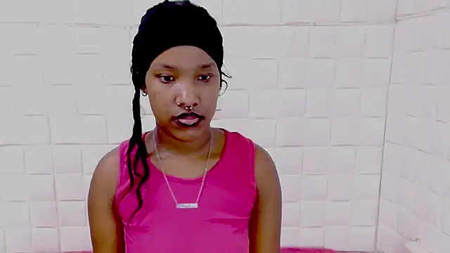 EroticSexyPrada webcam