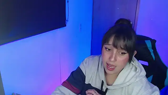 skarlet_adams28 - Skarlet_Adams28's free webcam - UK Sex Cams