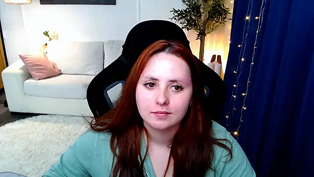 Hennessy_bunny webcam