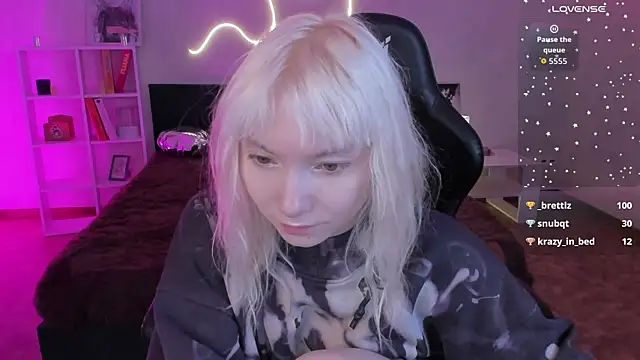 tattoo_art_baby webcam