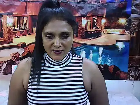 IndianSexyLady20 webcam