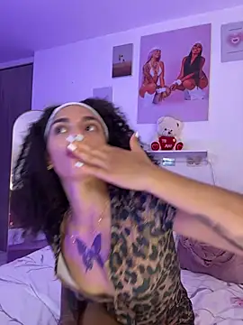 pretty_pettite webcam